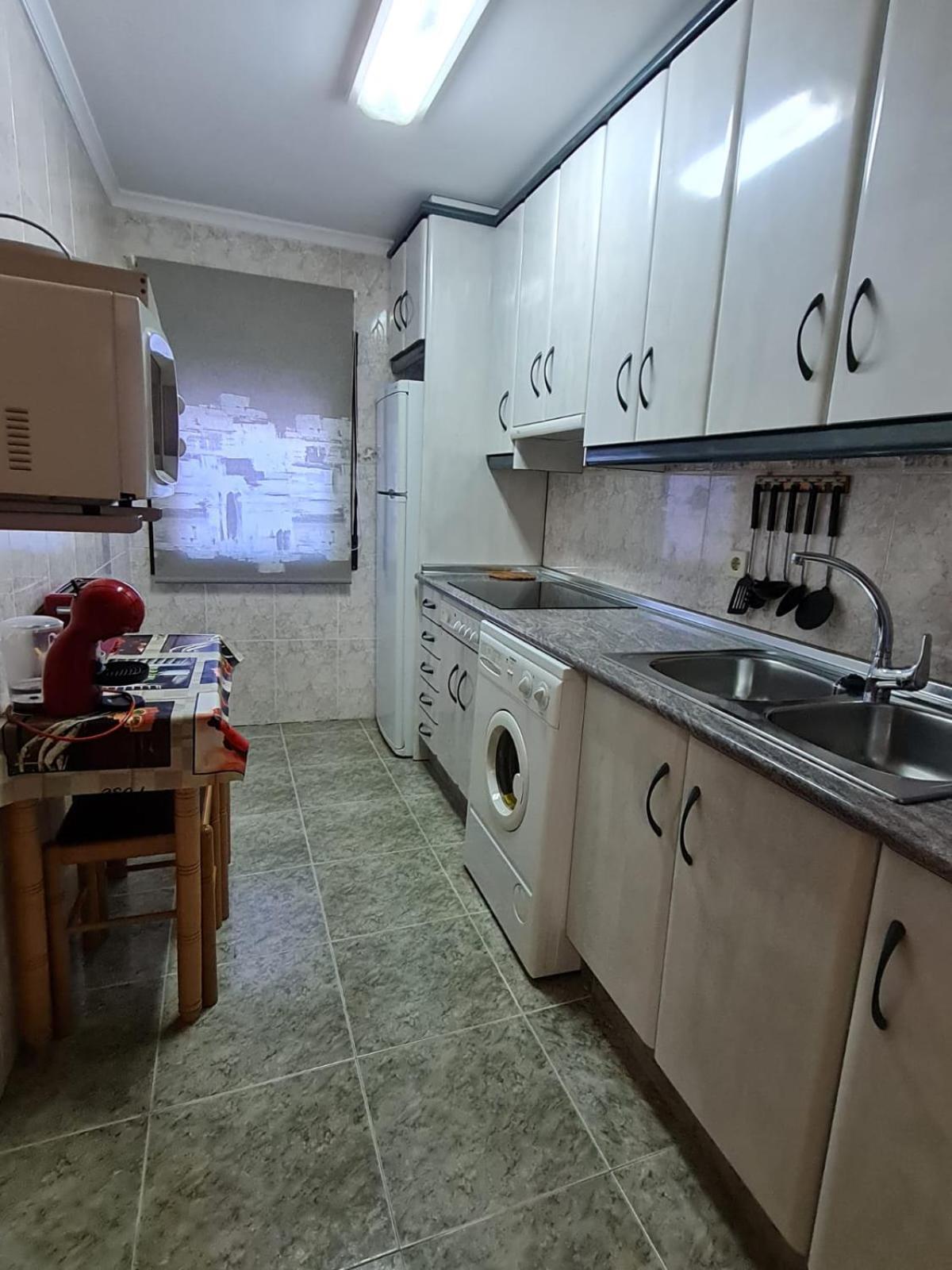 Apartamentos Los Robles Alcala del Jucar Luaran gambar
